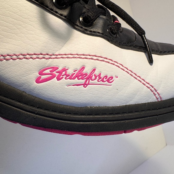 KR STRIKEFORCE Starr Right Handed Bowling Shoes - Women's Size 10 - Black/Pink - Picture 7 of 13